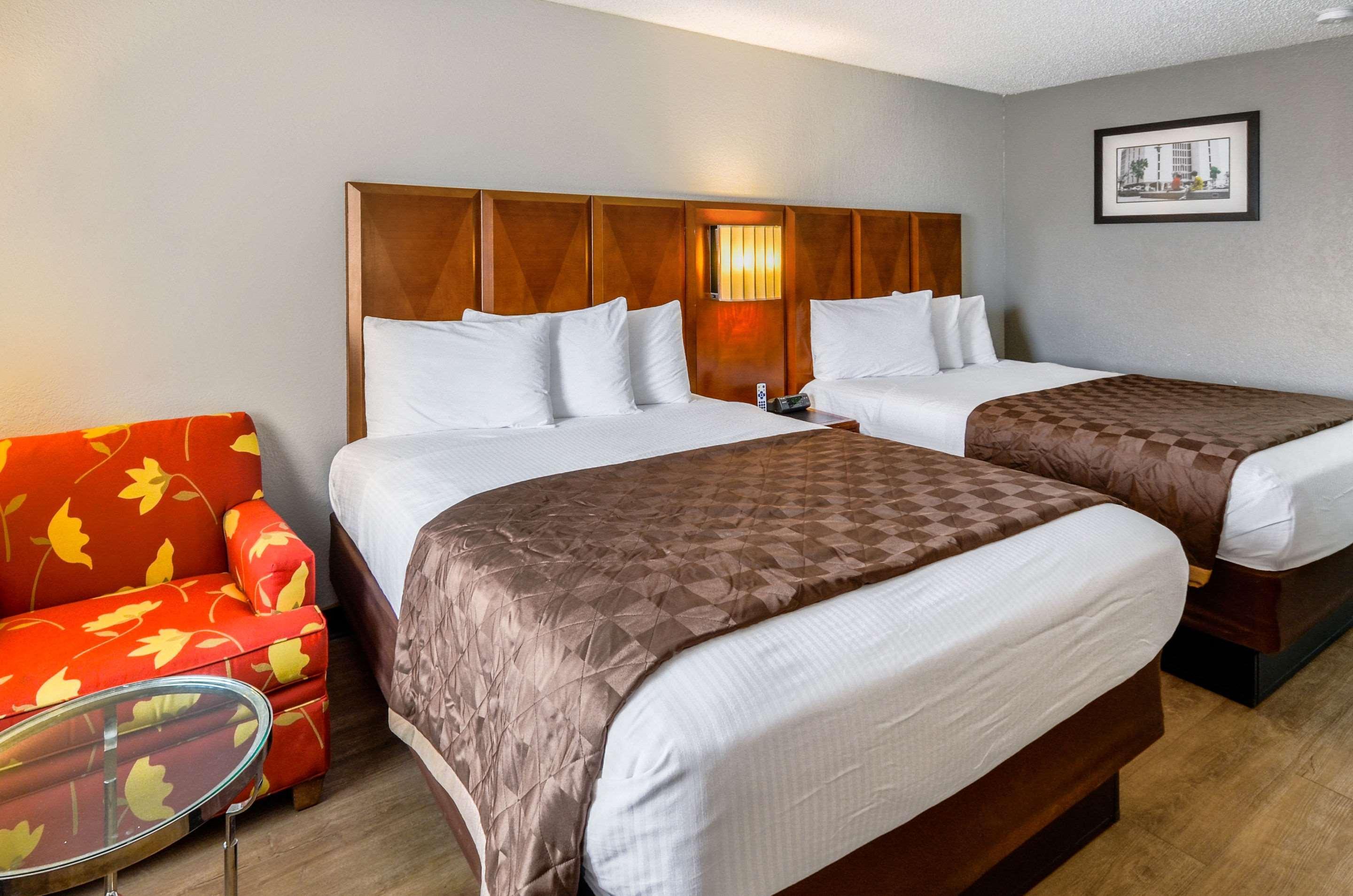 Rodeway Inn North Charleston - Ashley Phosphate Екстериор снимка