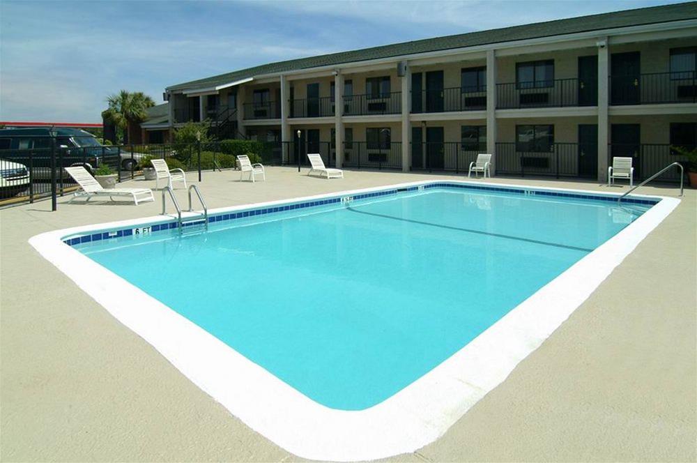 Rodeway Inn North Charleston - Ashley Phosphate Екстериор снимка