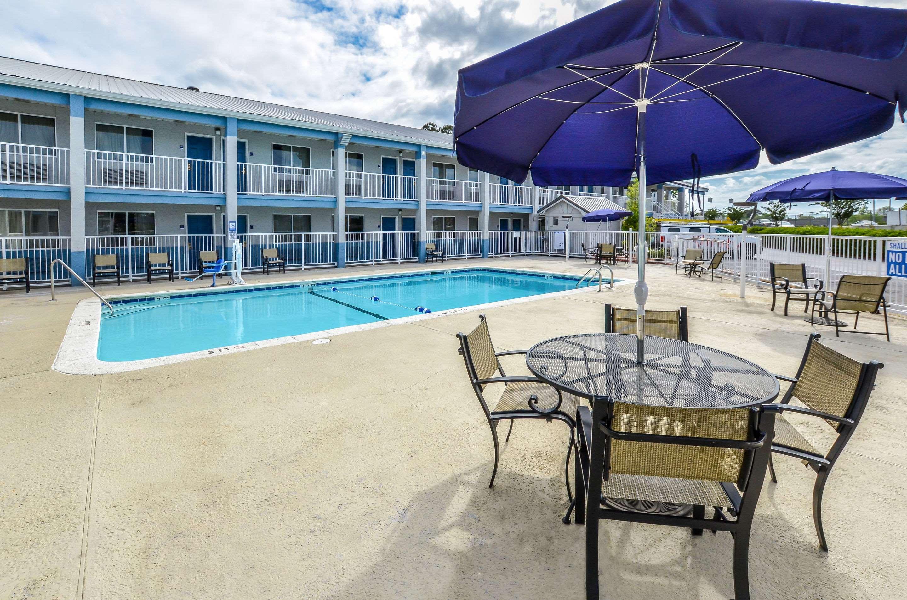 Rodeway Inn North Charleston - Ashley Phosphate Екстериор снимка